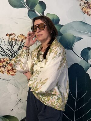 Koszula w kwiaty - oliwka